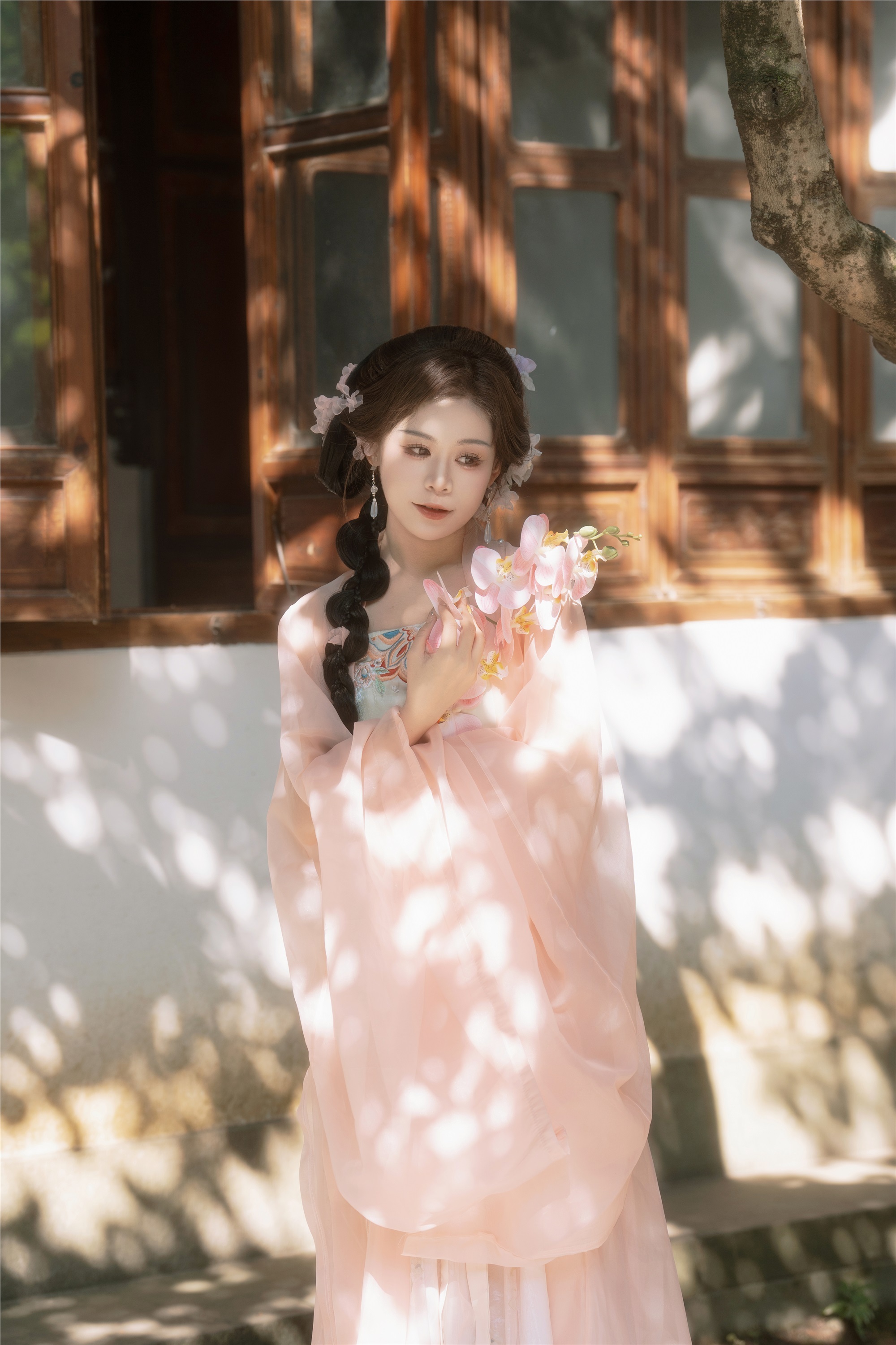 YITUYU艺图语 2025.01.02 粉色温婉 泡芙小方